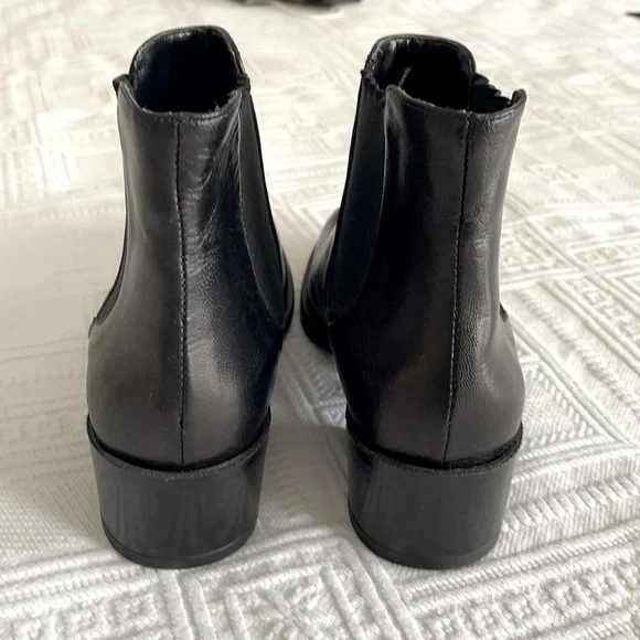 1,618 Made in Italy Black Leather Ankle Boots Size 37 - Picture 4 of 8